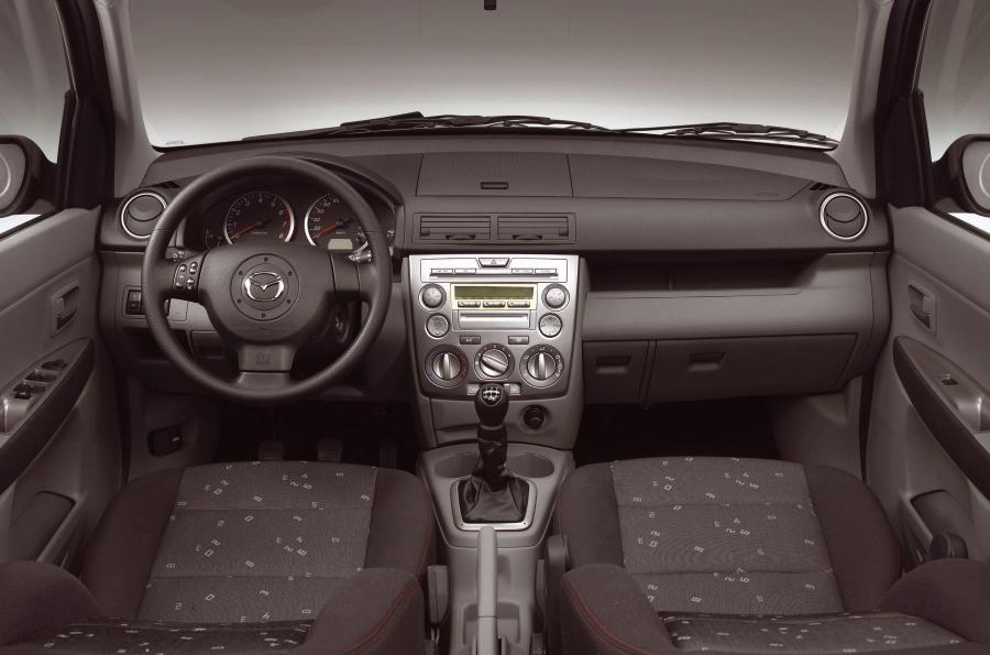  Mazda2 2002 года  (фото 3 из 113)
